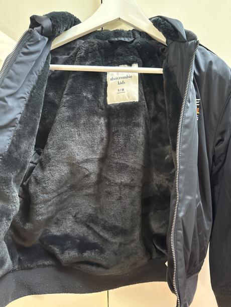 Abercrombie red bull racing zateplená bunda, abercrombie&fitch,140