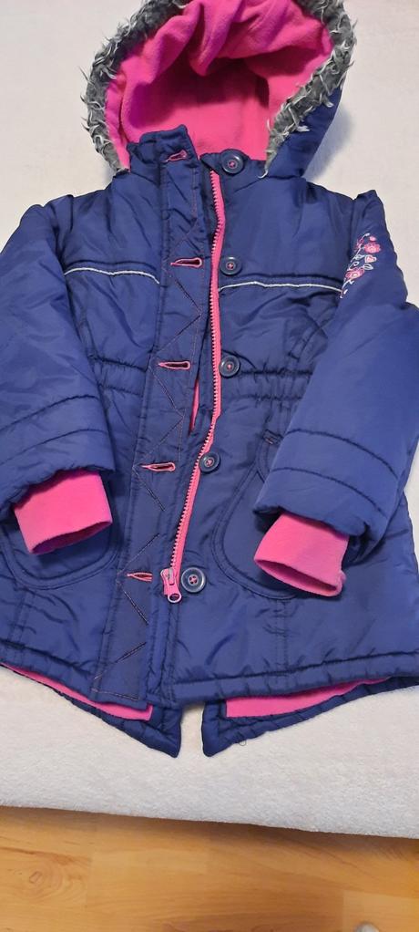 Tepla bunda, kiki&koko,104