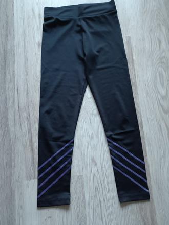 Čierne, športové legíny, sinsay,122