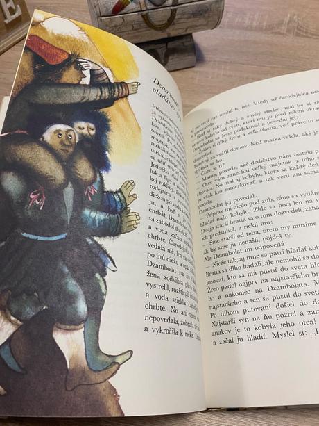 Krásna stará retro kniha zlatovlasý mládenec,