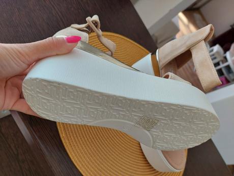 Camel sandálky na plattforme, 38