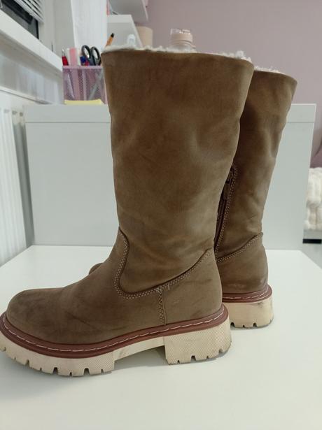 Semišové čižmy, 36