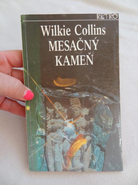Kniha mesačný kameň, 