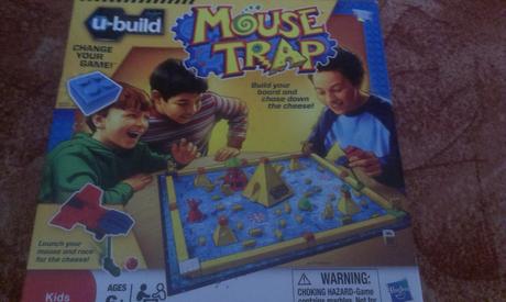 Spolocenska hra mouse trap,