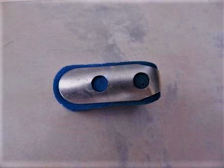 Hlinikový stabilizátor prsta,