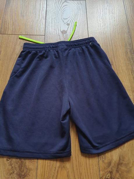 Športové kraťasy, decathlon,122