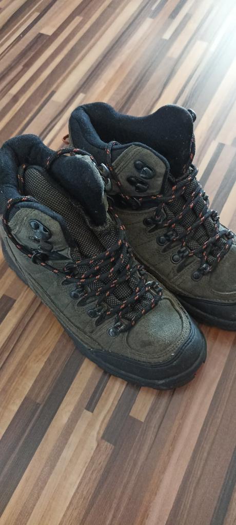 Teplé turistické topánky, 35