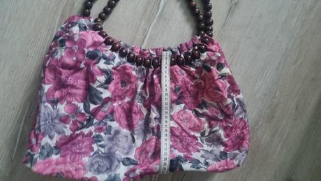 Kvetinková kabelka, 