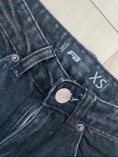 Čierne rifle, fishbone,xs