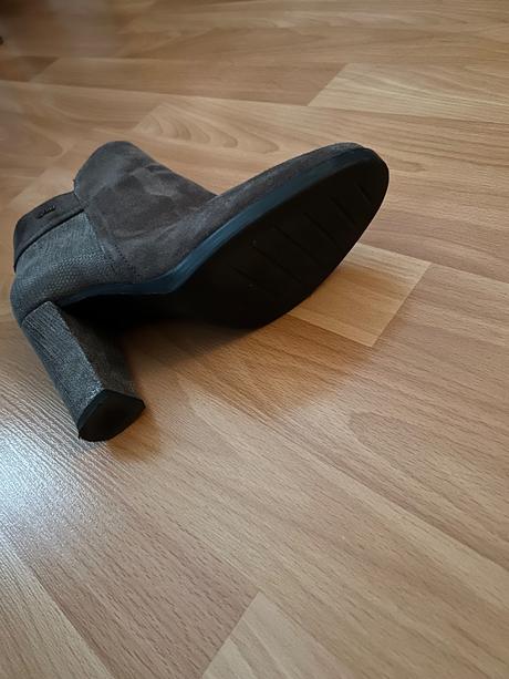 Damske clenkove cizmy, 37