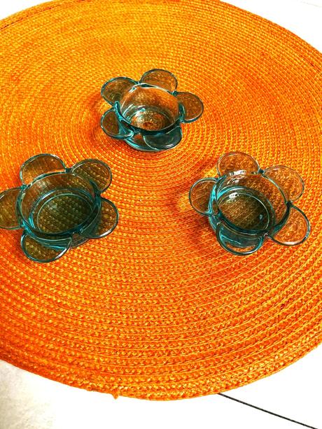 Starožitné sklenené svietniky 3 ks, 