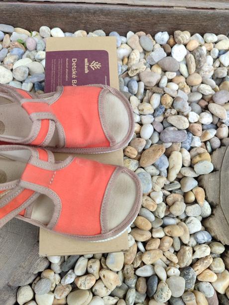 Mylash papučky č. 28 - široká rada (mám 2 páry), 28