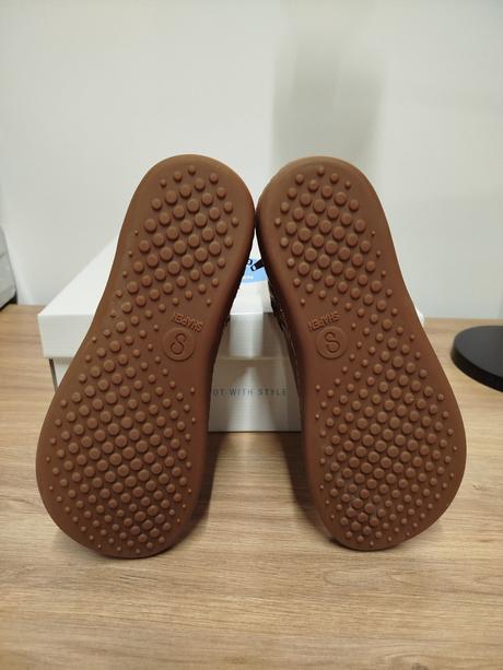 Shapen barefoot členkové čižmy divine brown, 37