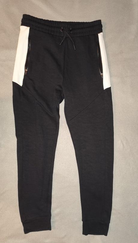 Balík veci pre chlapca veľkosť č.152, 140–152