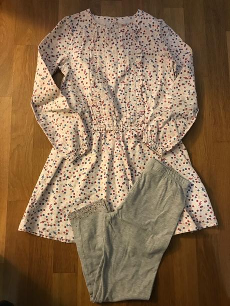 Sergeant major šaty s legínami, 146