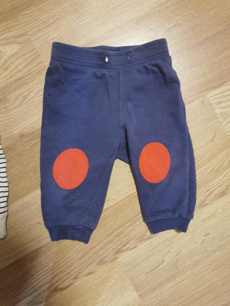 2 x tepláky, zara,74