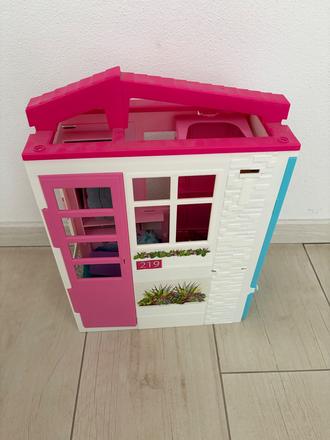 Barbie domček, 