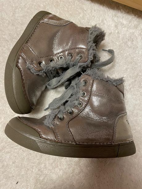 Skvele elegantne ohybne zimné čižmy, d.d.step,27