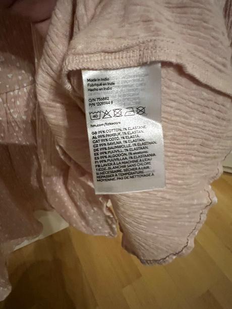 Dievcenske saty, h&m,140