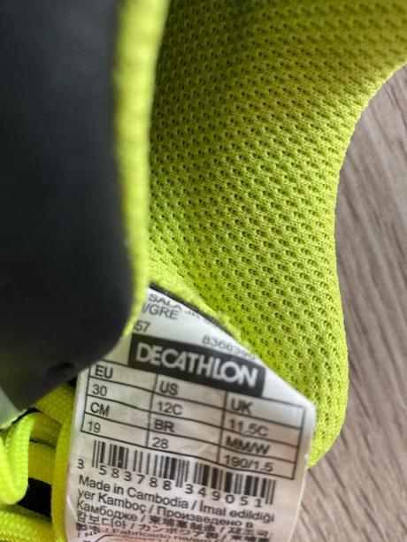 Predám detske tenisky do haly, decathlon,30