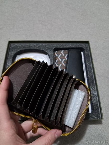 3 peňaženky goyard dámske v darčekovom balení nové, 