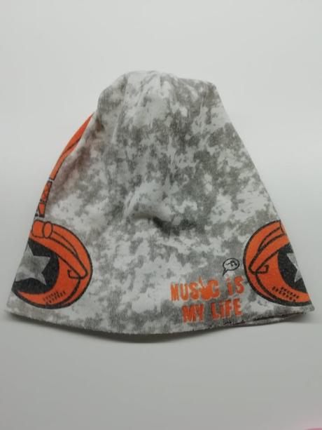 Štýlová čiapka, 74