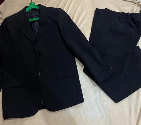 Chlapčensky oblek, 140