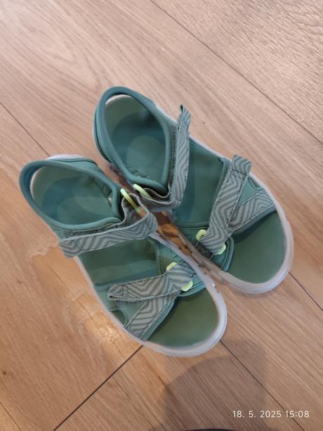 Sandále, quechua,32