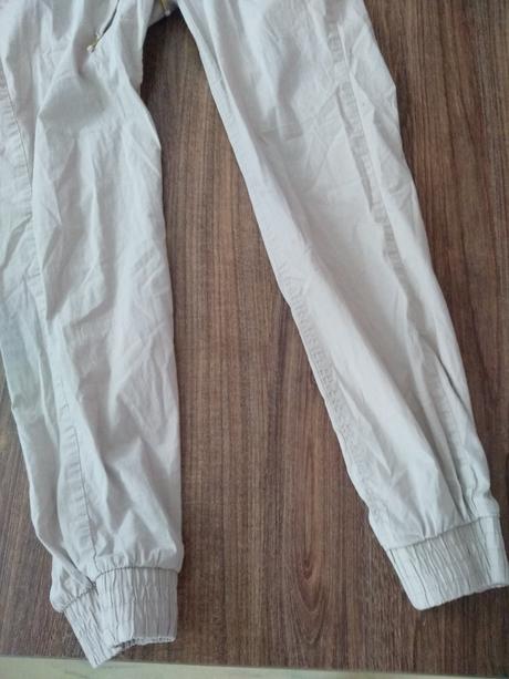 Nove tehu nohavice, h&m,s
