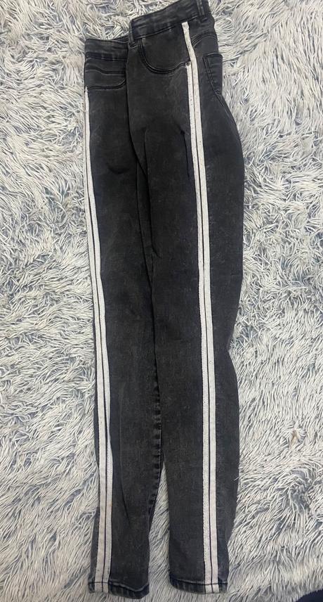 Dievčenské rifle s bielym pásom na boku, reserved,164