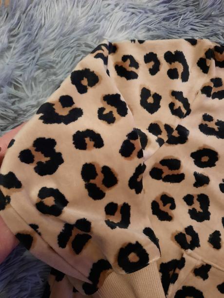 Krásna zamatová mikinka 110/116 od h&m, h&m,110