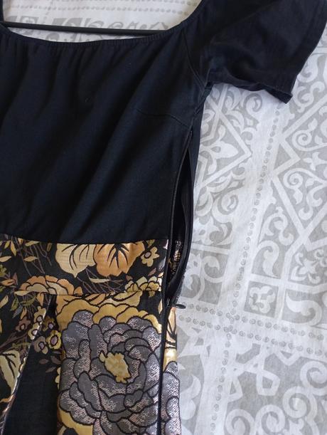 Spoločenské šaty, s