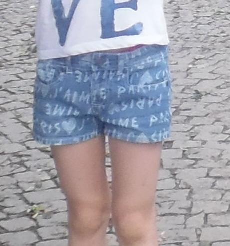 Písmenkové kraťasky, 128