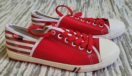 Plátené tenisky, 37