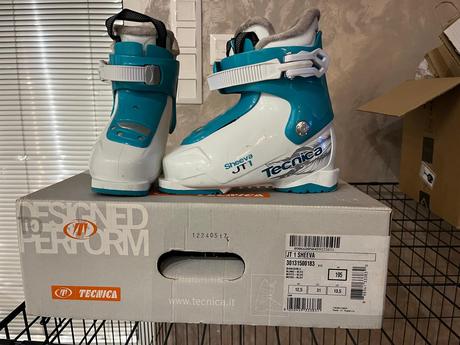 Lyžiarky, tecnica,31