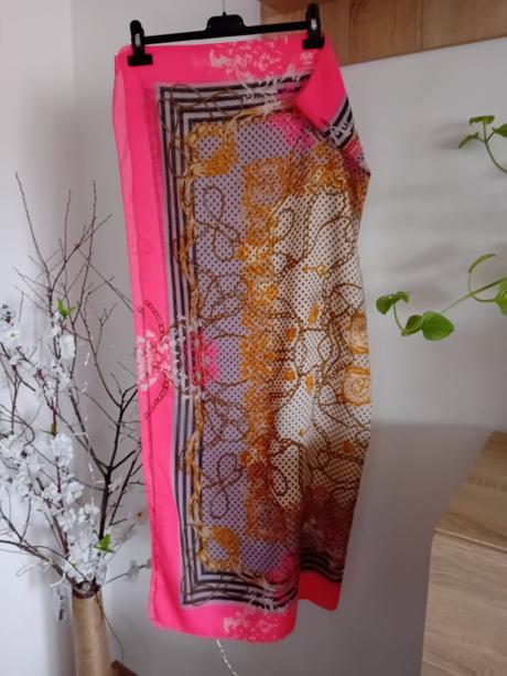 Elegantná šatka, 
