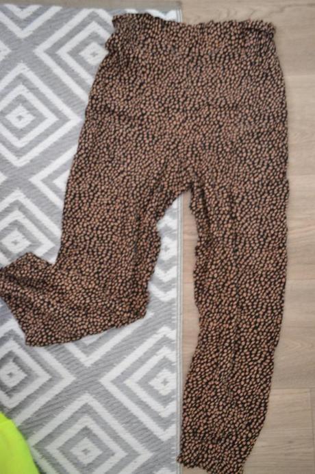 Parádne nohavice s vačkami vysoký sed xs/m, m