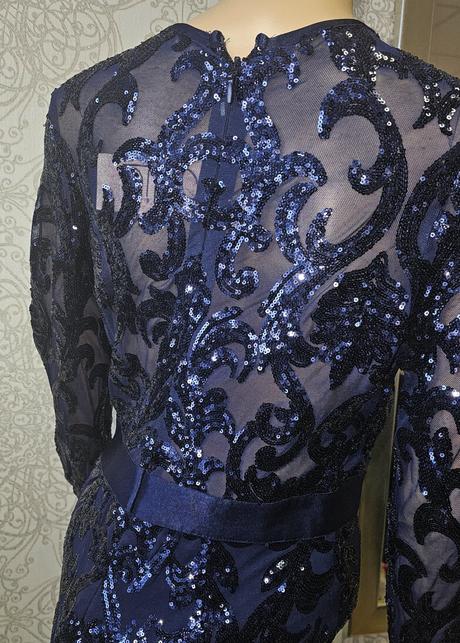 Spoločenské flitrované šaty, l