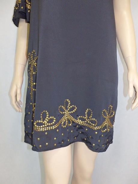 Luxusné čierne zdobené šaty, 36