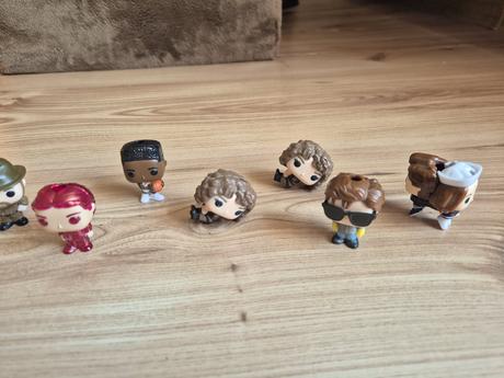 Stranger things postavičky z kinder joy,