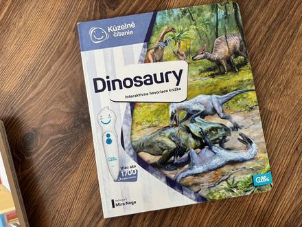 Albi kniha dinosaury,