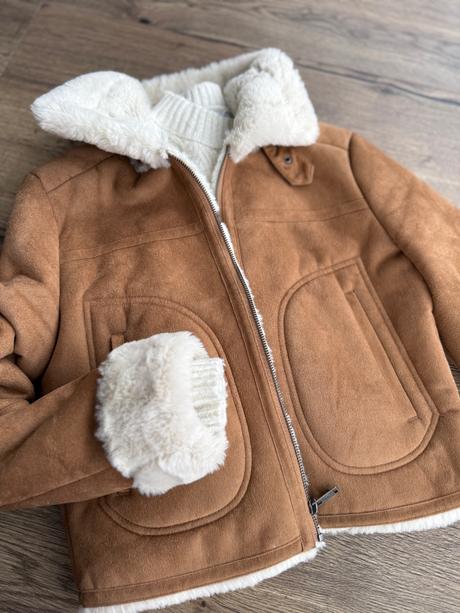 Bundicka, hollister,xs