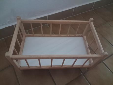 Kolíska pre bábiky, 