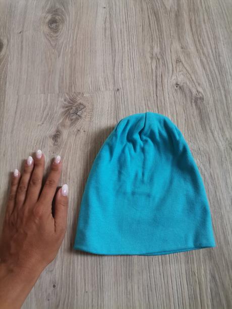 Uni prechodná čiapka, 