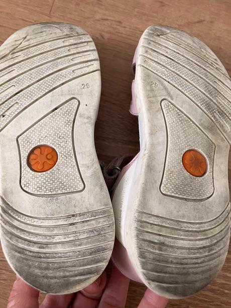 Sandalky biomecanics, 29