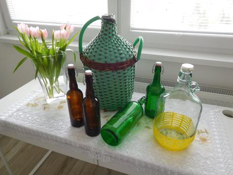 Sklo opletené / čisté fľaše zelené, hnedé,, 