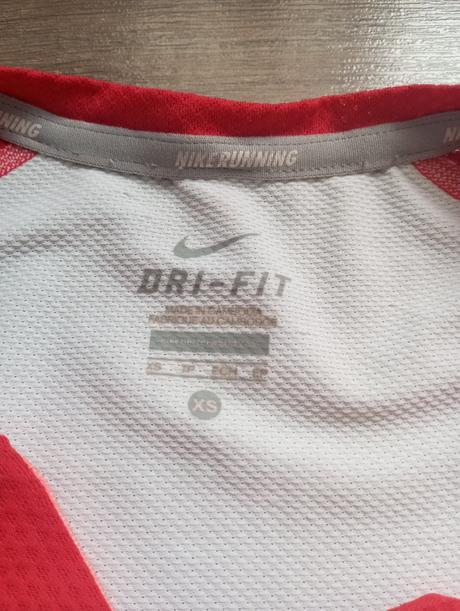 Sportove tricko, nike,xs