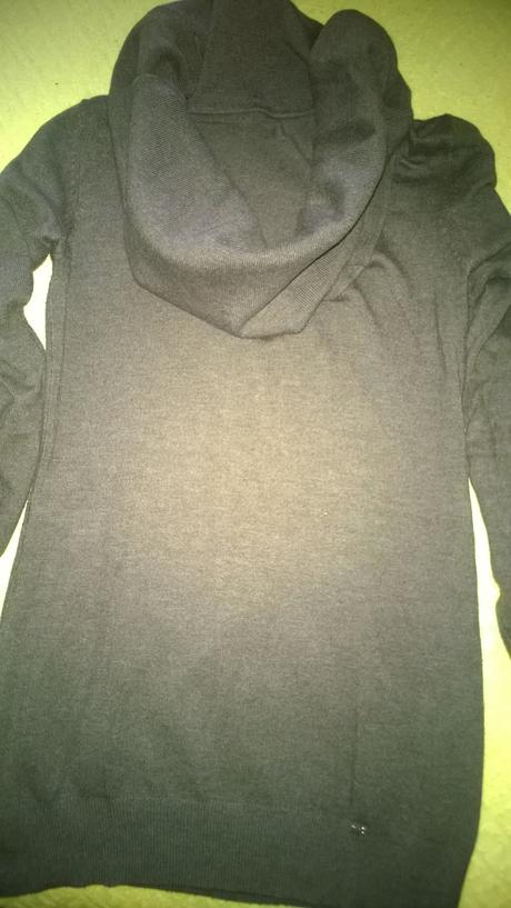 Svetrik s velkym rolakom  36/38 - s/m, s