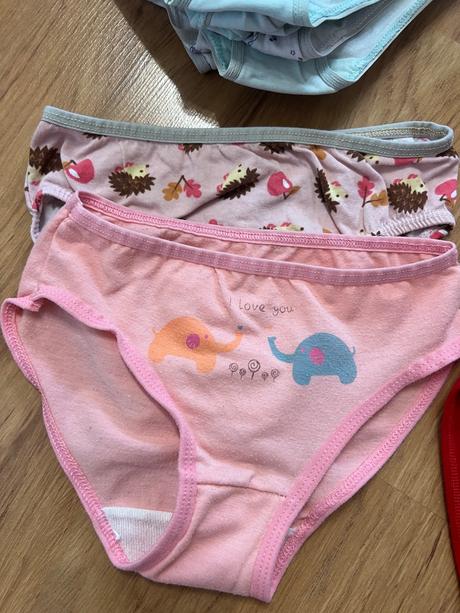 Dievčenské nohavičky, 116