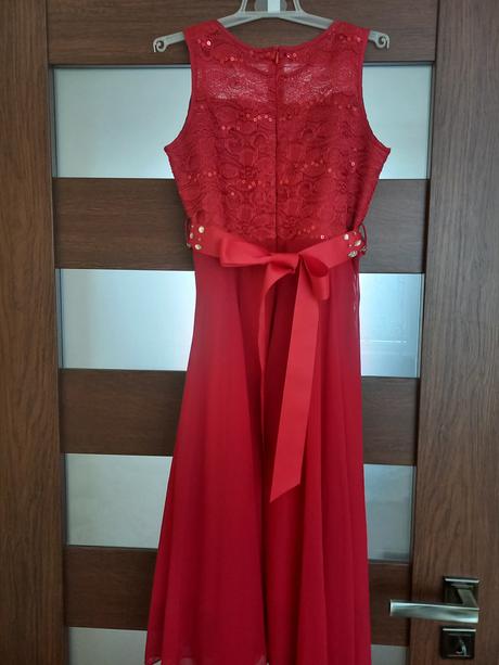 Dievčenské šaty, 146